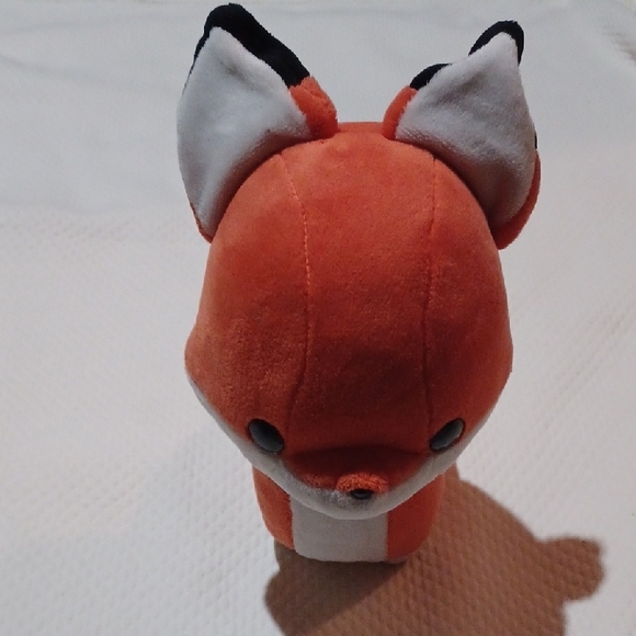 Bellzi Foxxie The Fox Plushie - Picture 5 of 9